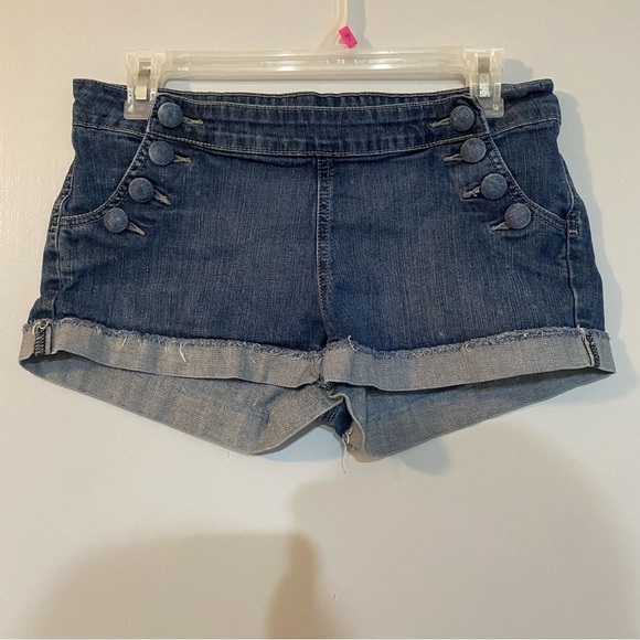 Forever 21 Shorts Size 28 - Picture 5 of 8